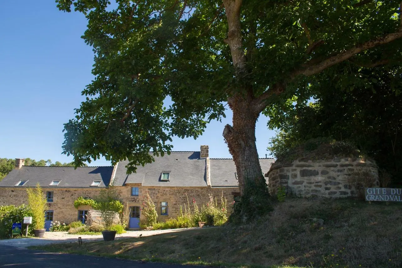 Le Gite Du Grand Val Caden